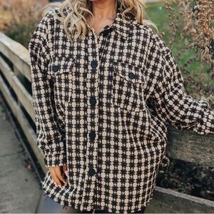 NWT Checkered Houndstooth Jacket Shacket Shirt, Size medium, ODDY, brown tan